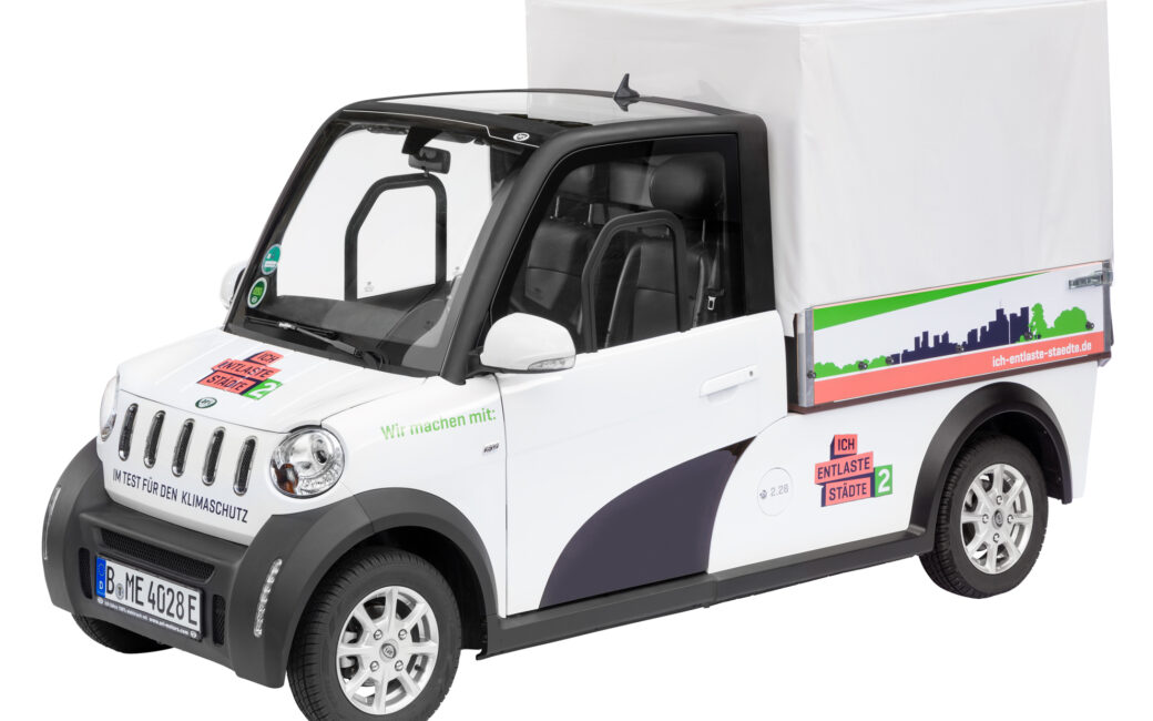 Leichtelektromobil ARI 458 Pritsche mit Plane